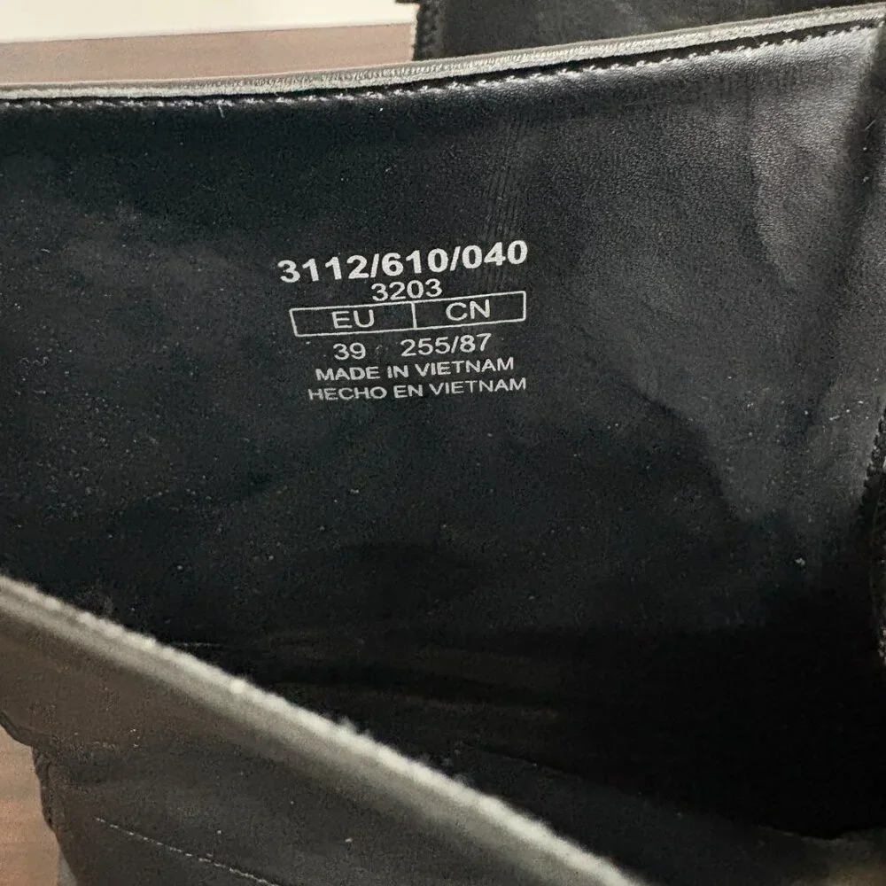 Zara Women's Zippered Black Low Heel Ankle Boots 3112 Size US 8 EU 39